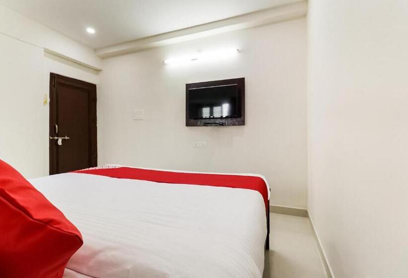 هتل Oyo 46726 Victory Grand