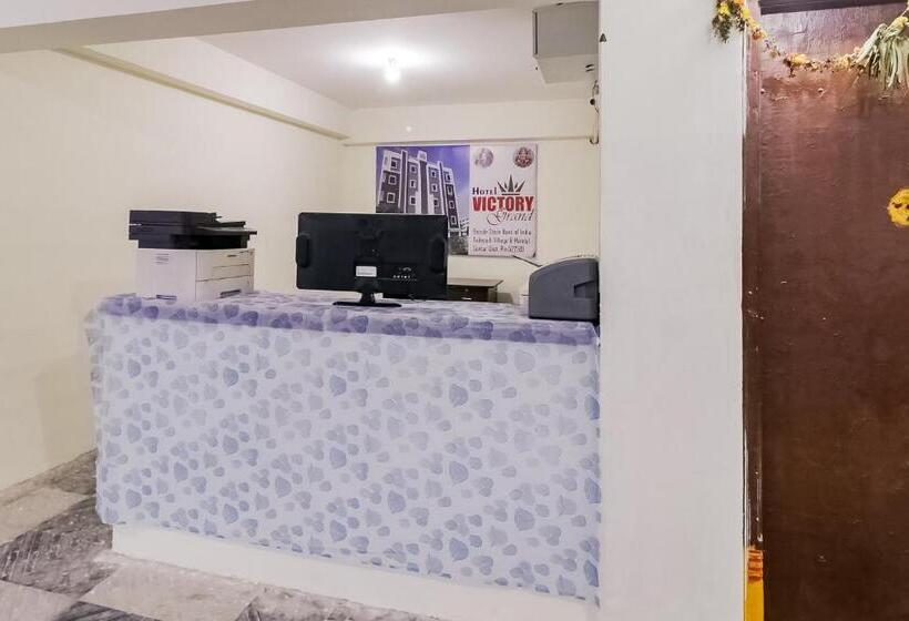 هتل Oyo 46726 Victory Grand