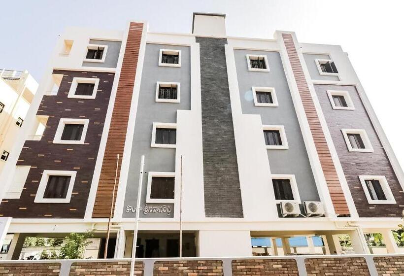 هتل Oyo 46726 Victory Grand