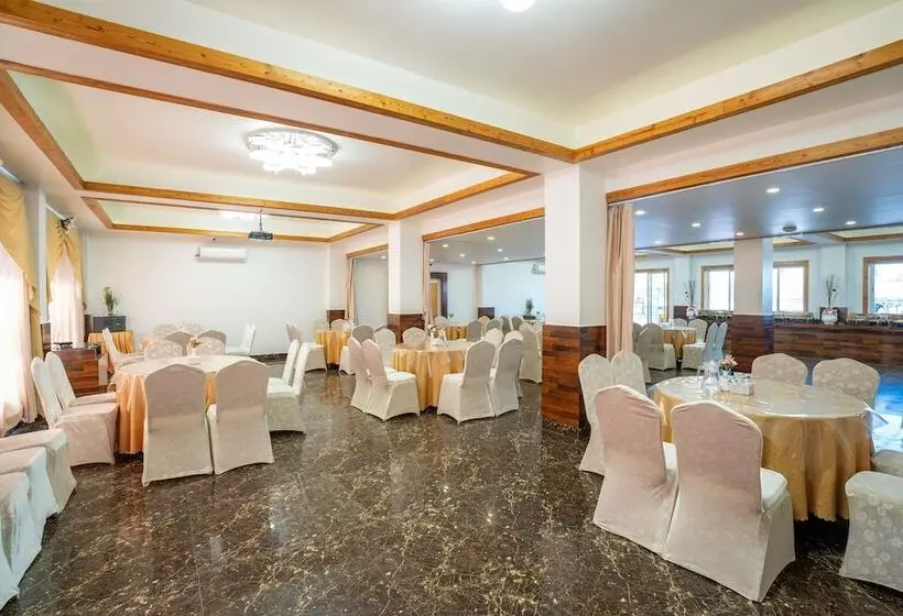 هتل Shangrila Blu