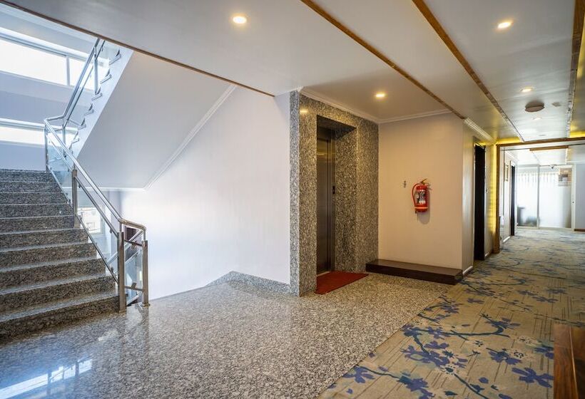 هتل Shangrila Blu