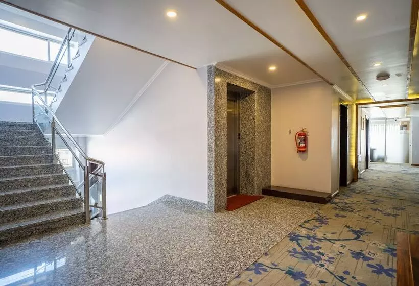 هتل Shangrila Blu