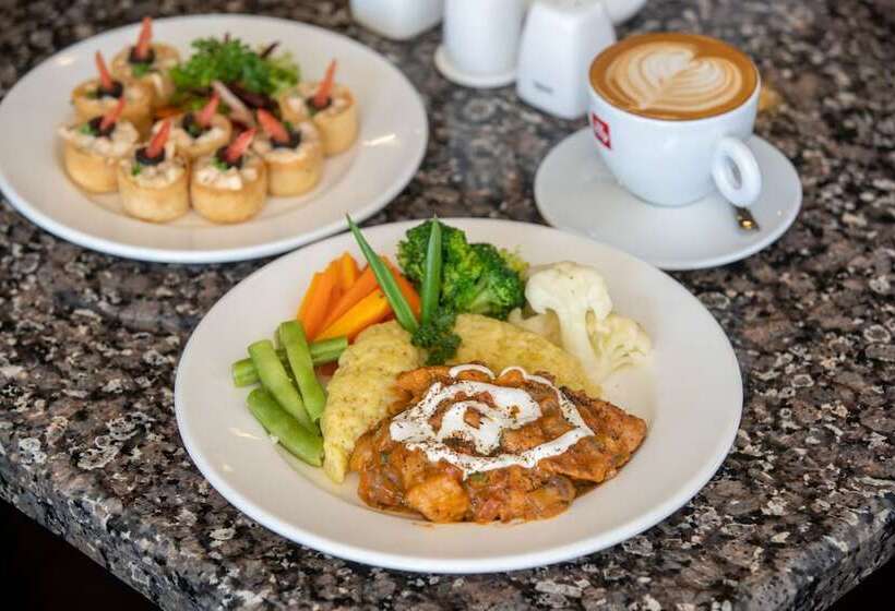 هتل Shangrila Blu