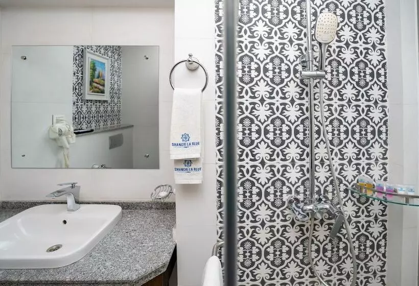 هتل Shangrila Blu