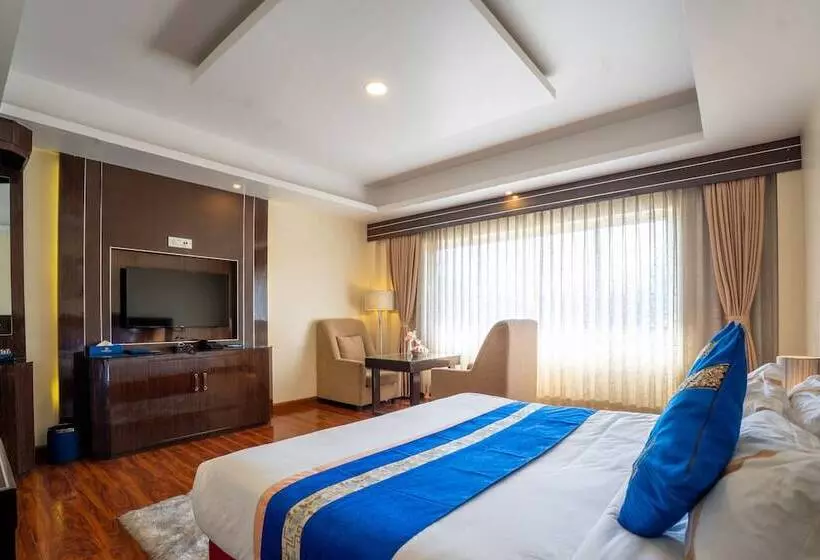 هتل Shangrila Blu