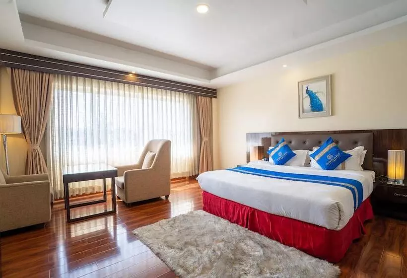 هتل Shangrila Blu