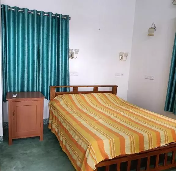 ベッドアンドブレックファースト Kadalamma Beach Homestay