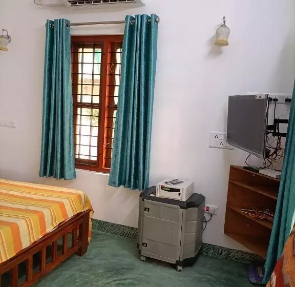 ベッドアンドブレックファースト Kadalamma Beach Homestay