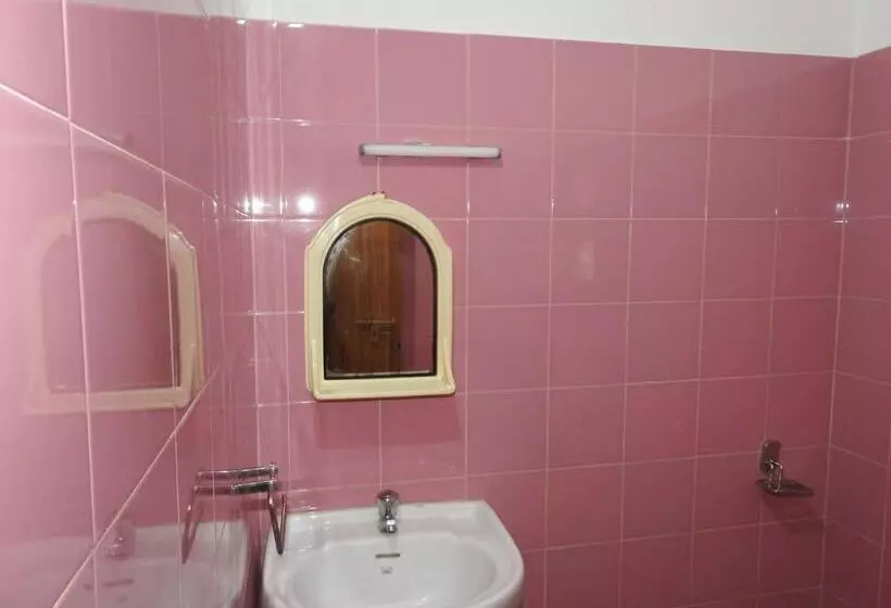 ベッドアンドブレックファースト Kadalamma Beach Homestay