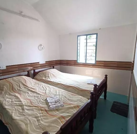 ベッドアンドブレックファースト Kadalamma Beach Homestay