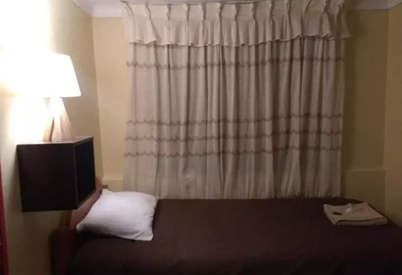ベッドアンドブレックファースト Viru Guest House & Experience