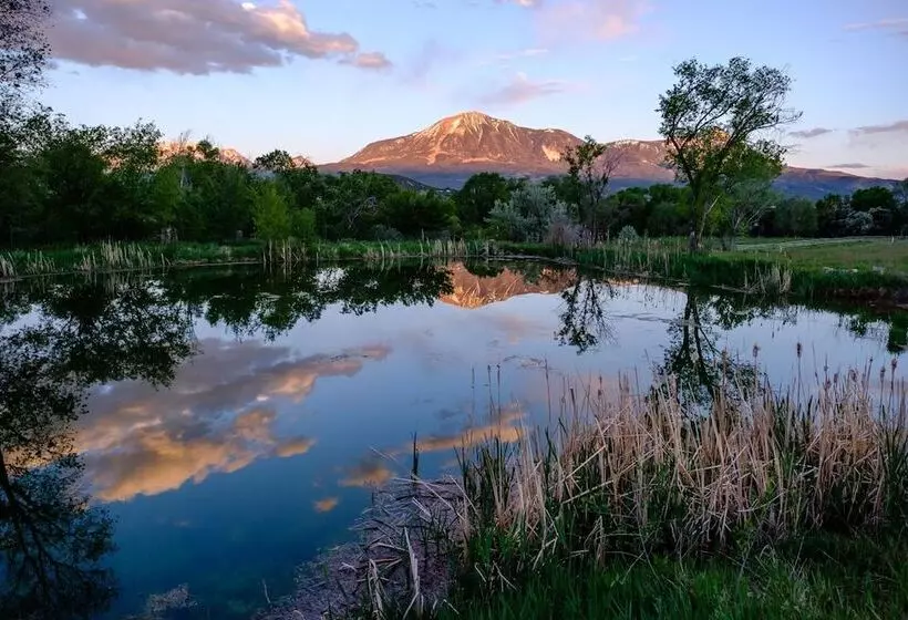 Aamiaismajoitus (B&B) Wisehart Springs Inn