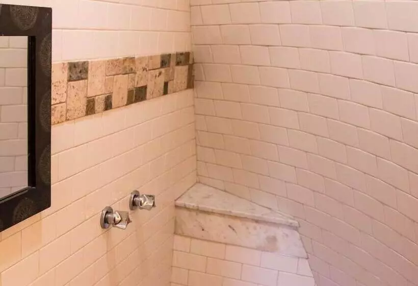 Aamiaismajoitus (B&B) Wisehart Springs Inn