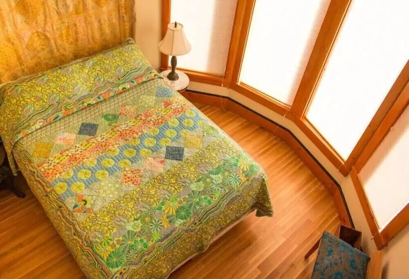 Aamiaismajoitus (B&B) Wisehart Springs Inn