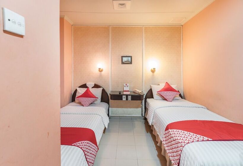 Hotel Capitol By Oyo Rooms