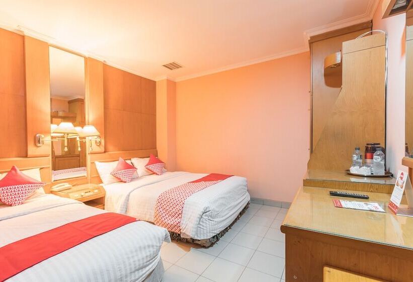 Hotel Capitol By Oyo Rooms