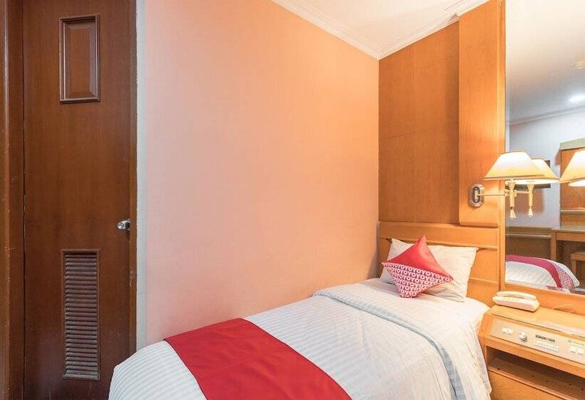 Hotel Capitol By Oyo Rooms