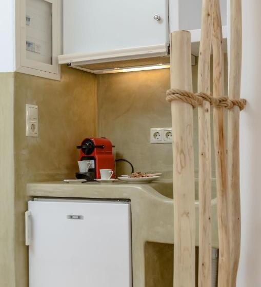 Hotel Glaronissi Beach