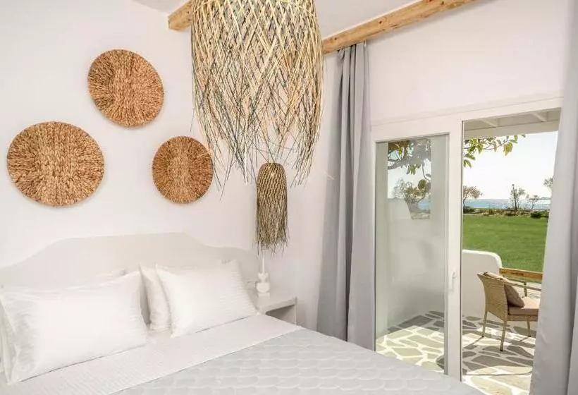 Hotelli Glaronissi Beach