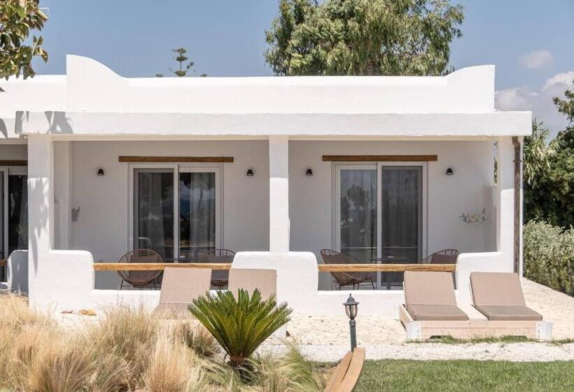 Hotel Glaronissi Beach