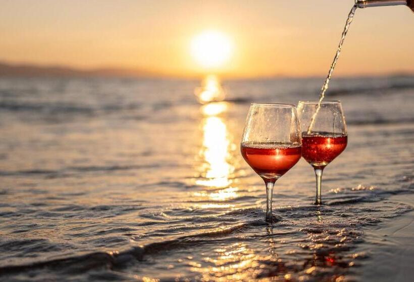 Hotel Glaronissi Beach