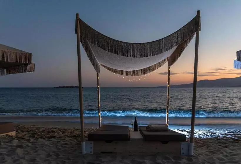 Hotelli Glaronissi Beach