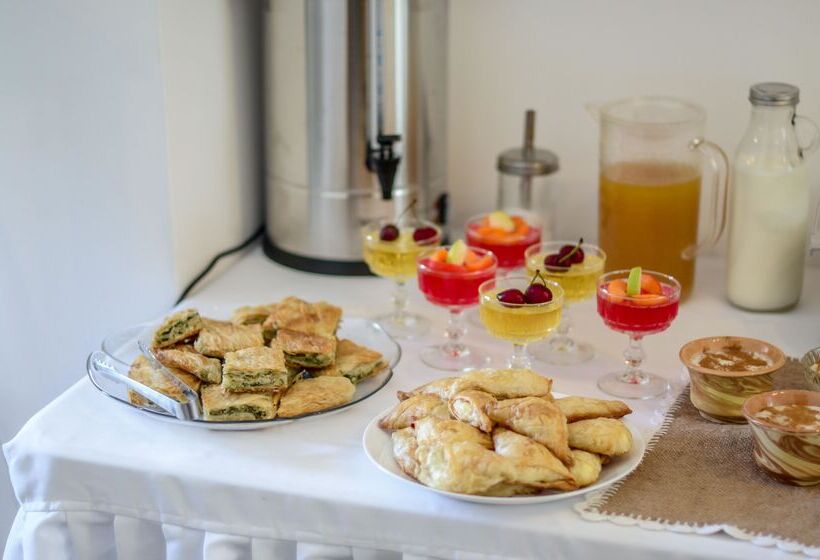 Hotel Glaronissi Beach