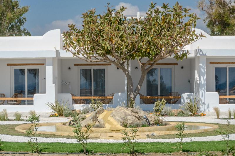 Hotel Glaronissi Beach