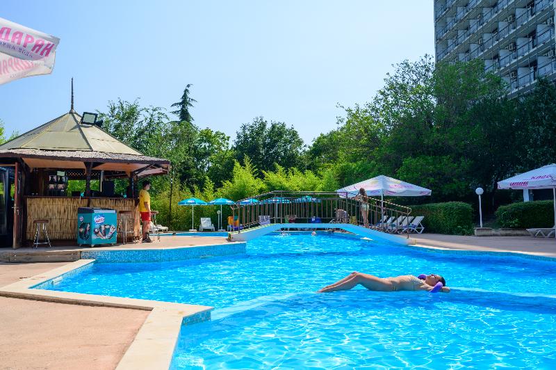 בית מלון כפרי International House Of Journalists