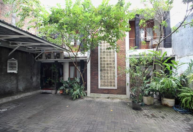 پانسیون Reddoorz Syariah Near Uin Yogyakarta