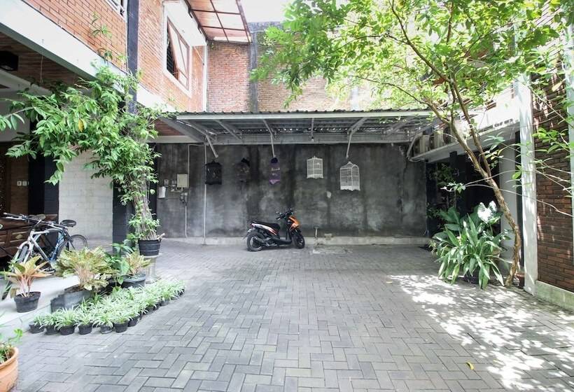 پانسیون Reddoorz Syariah Near Uin Yogyakarta