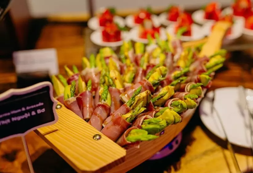 هتل Em Oi Boutique