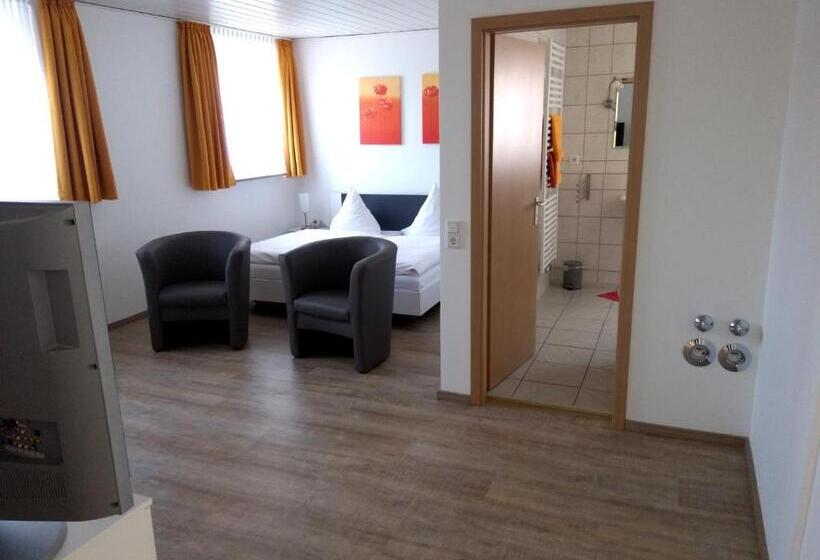 בית מלון כפרי Ferienwohnungen Lippold