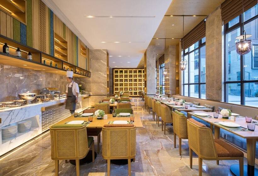 בית מלון כפרי Hilton Garden Inn Nujiang