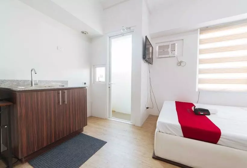ホテル Reddoorz Premium @ Anuva Residences