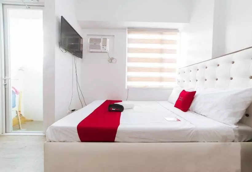 ホテル Reddoorz Premium @ Anuva Residences
