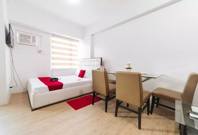 ホテル Reddoorz Premium @ Anuva Residences