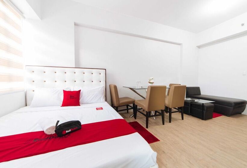 Hotel Reddoorz Premium @ Anuva Residences