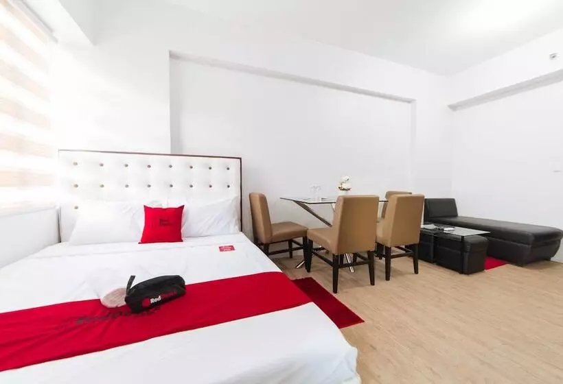 ホテル Reddoorz Premium @ Anuva Residences