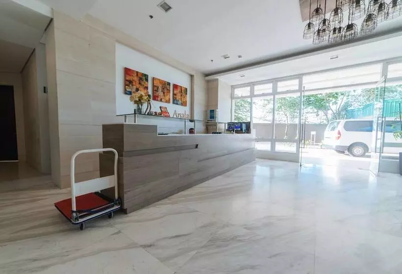 ホテル Reddoorz Premium @ Anuva Residences