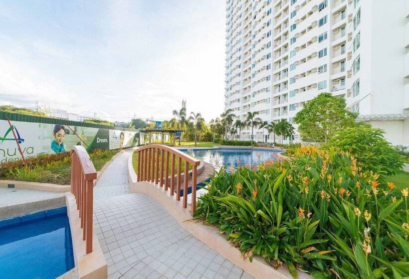 Hotel Reddoorz Premium @ Anuva Residences