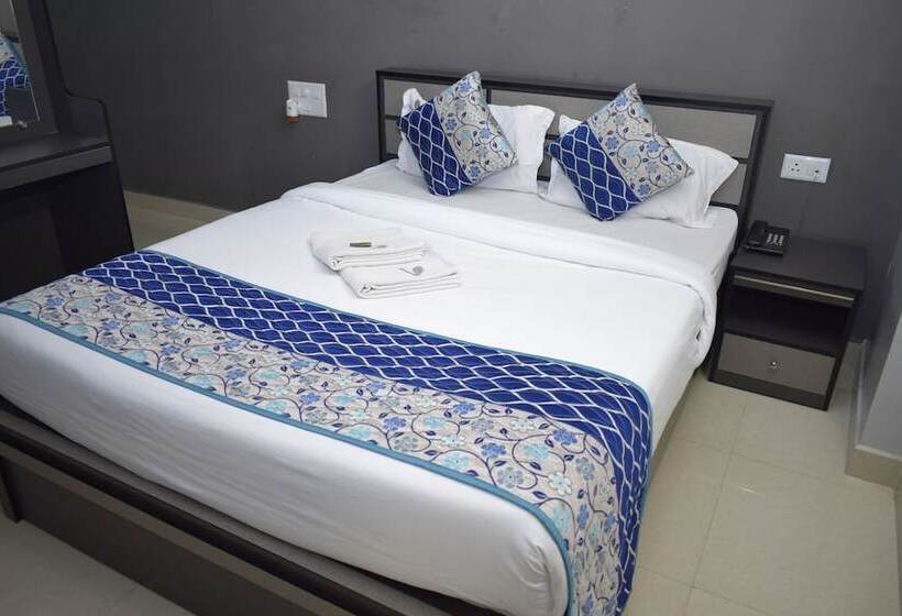 Hotell Viswa Residency By Azalea