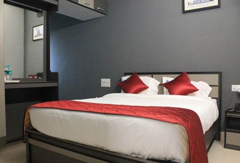 Hotell Viswa Residency By Azalea