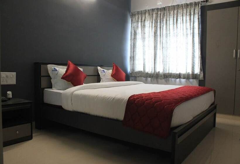 Hotell Viswa Residency By Azalea