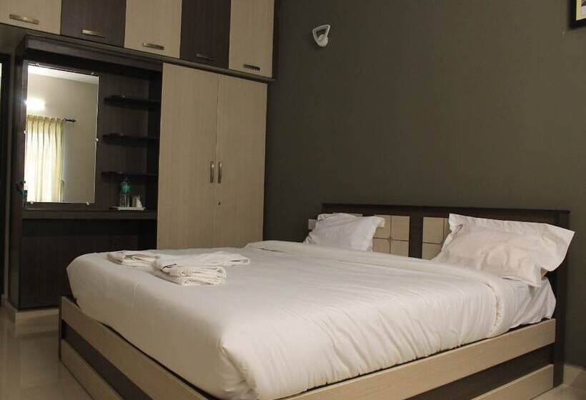 Hotell Viswa Residency By Azalea