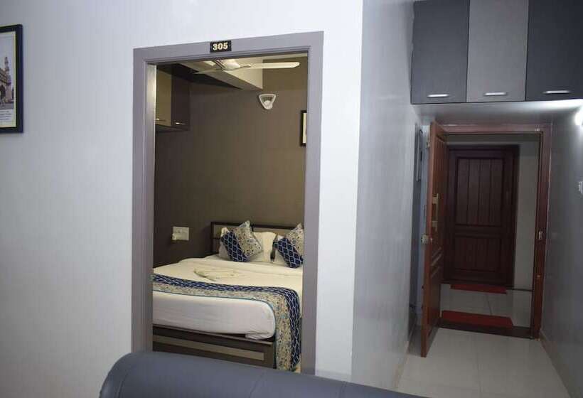 Hotell Viswa Residency By Azalea