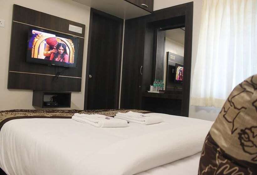 Hotell Viswa Residency By Azalea