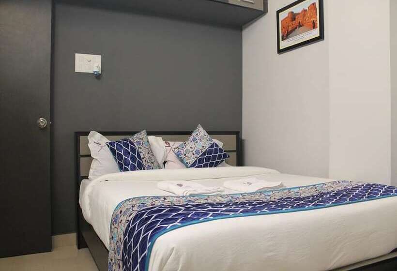 Hotell Viswa Residency By Azalea