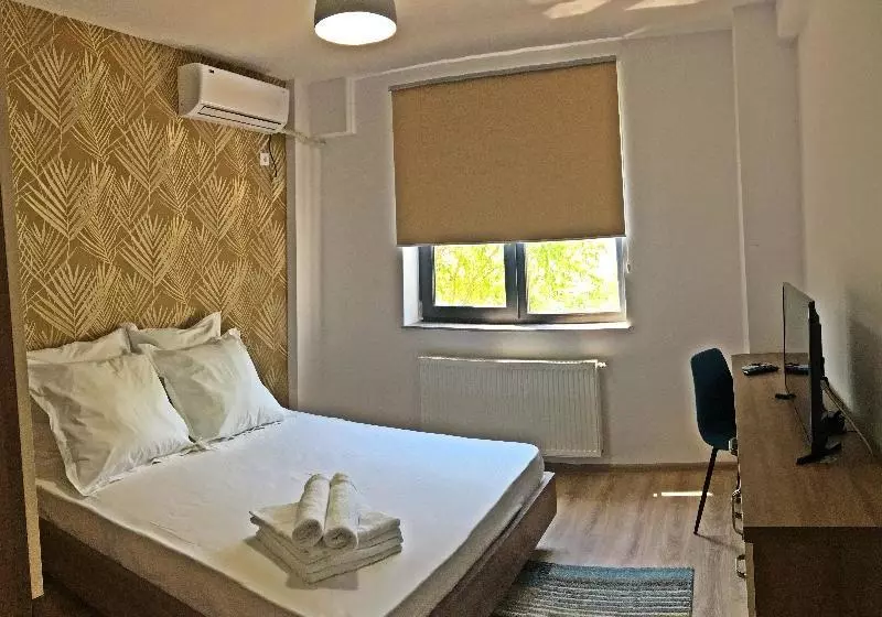 Lira Holiday Apartments