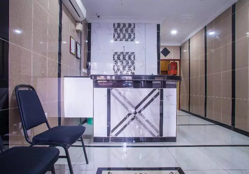 Mk Inn Hotel By Oyo Rooms